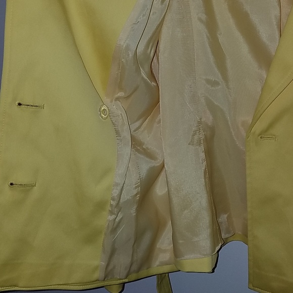 Jacket - Picture 5 of 7